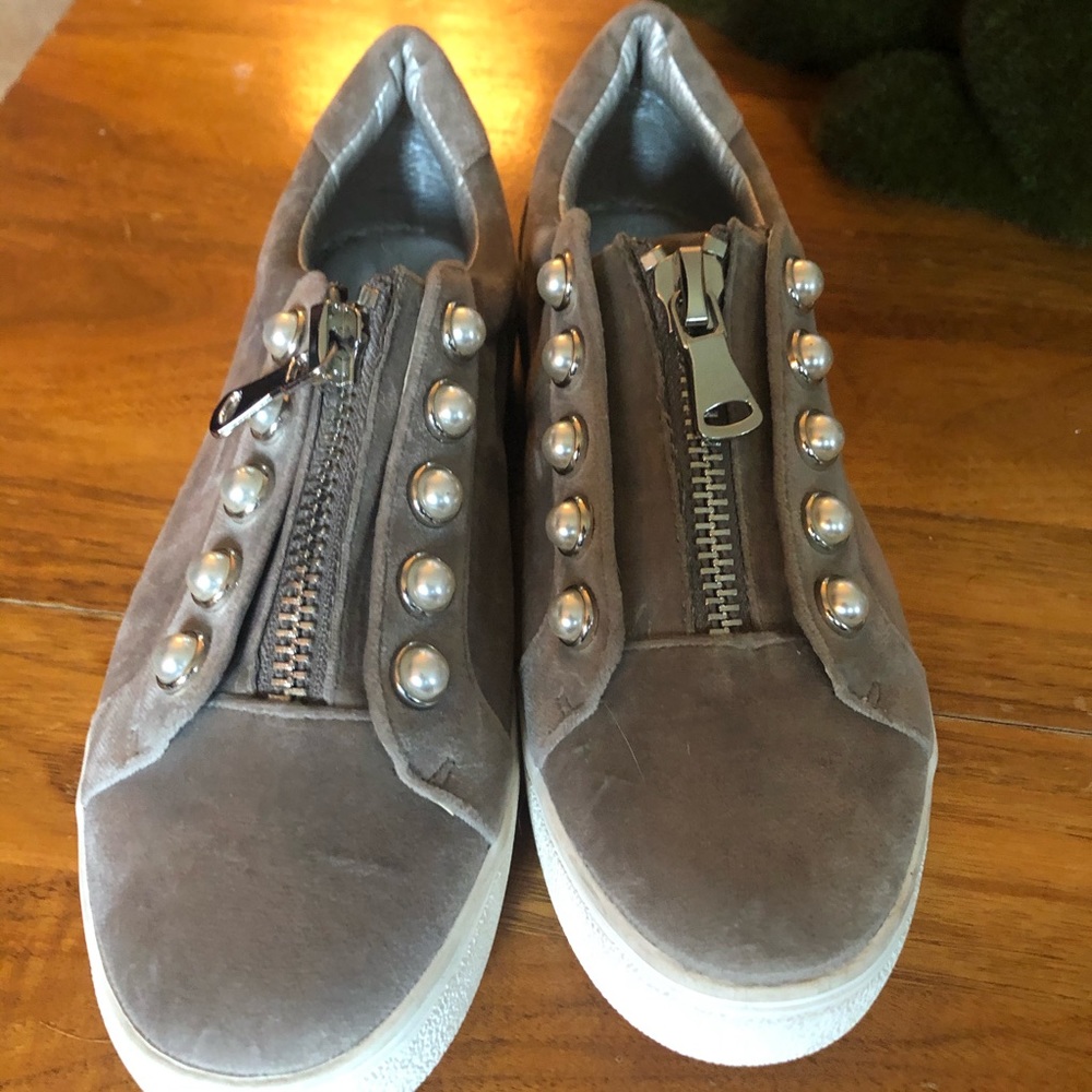 Steve Madden athletic shoes